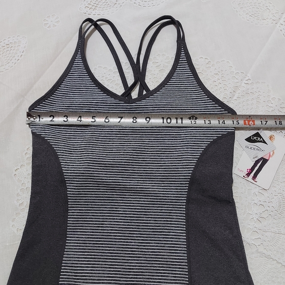 Tuff Atletics Strped Grey Active Tank Sz S - Picture 7 of 9